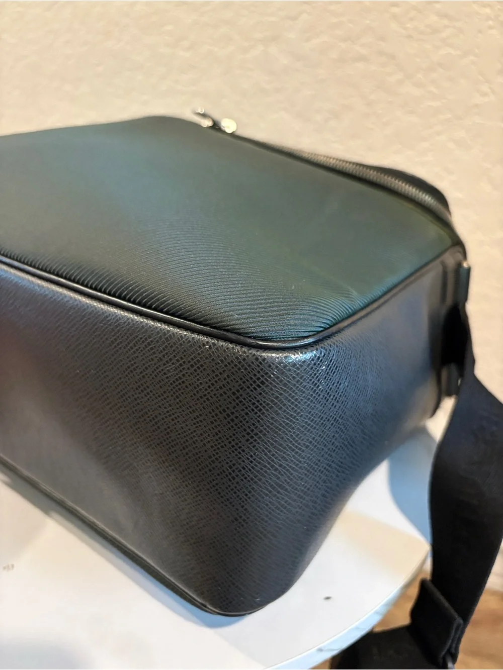 Louis Vuitton Green Taiga Leather Nylon Shoulder Bag